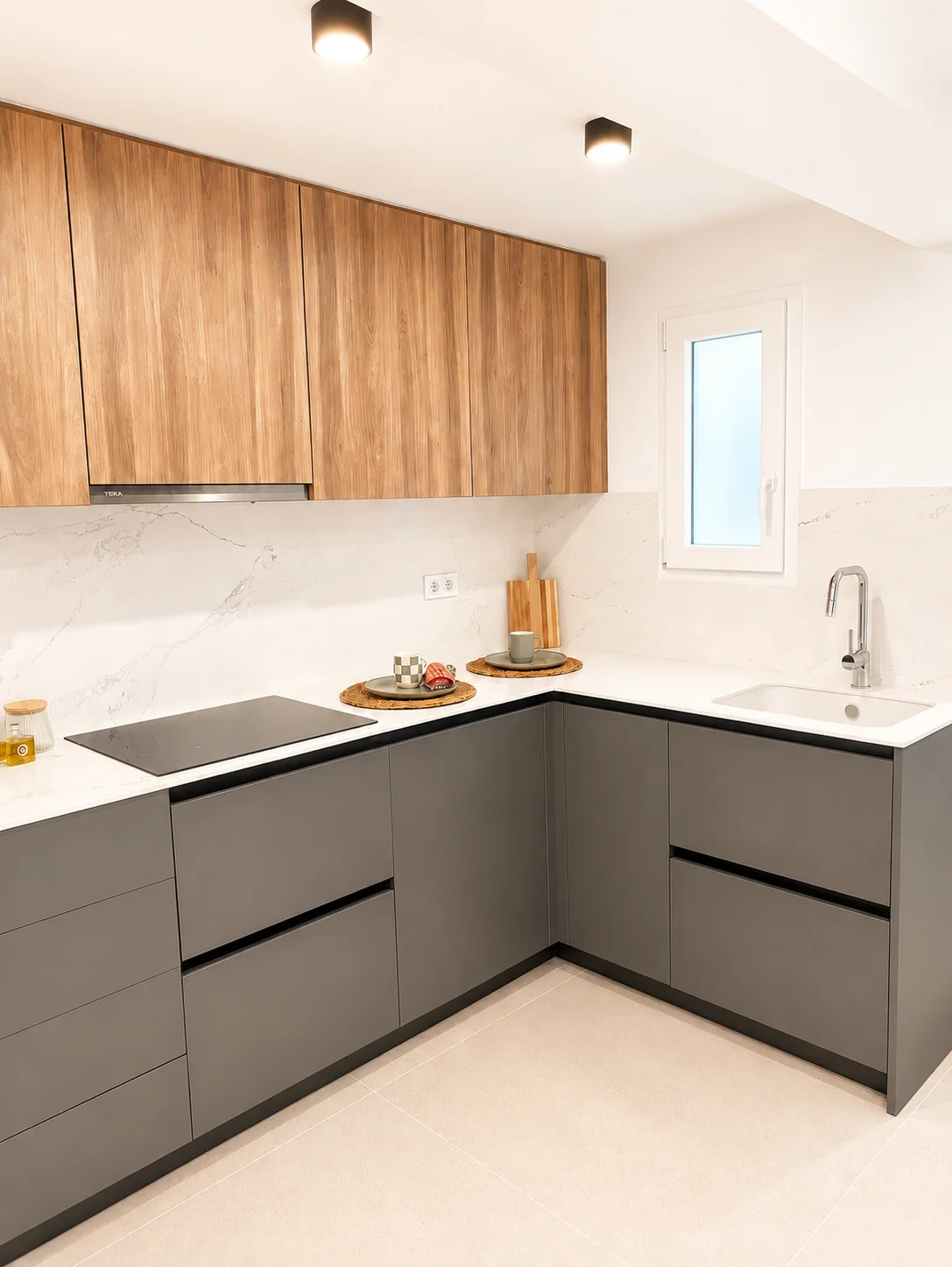 Detalle de cocina reformada en Valencia — Ápice